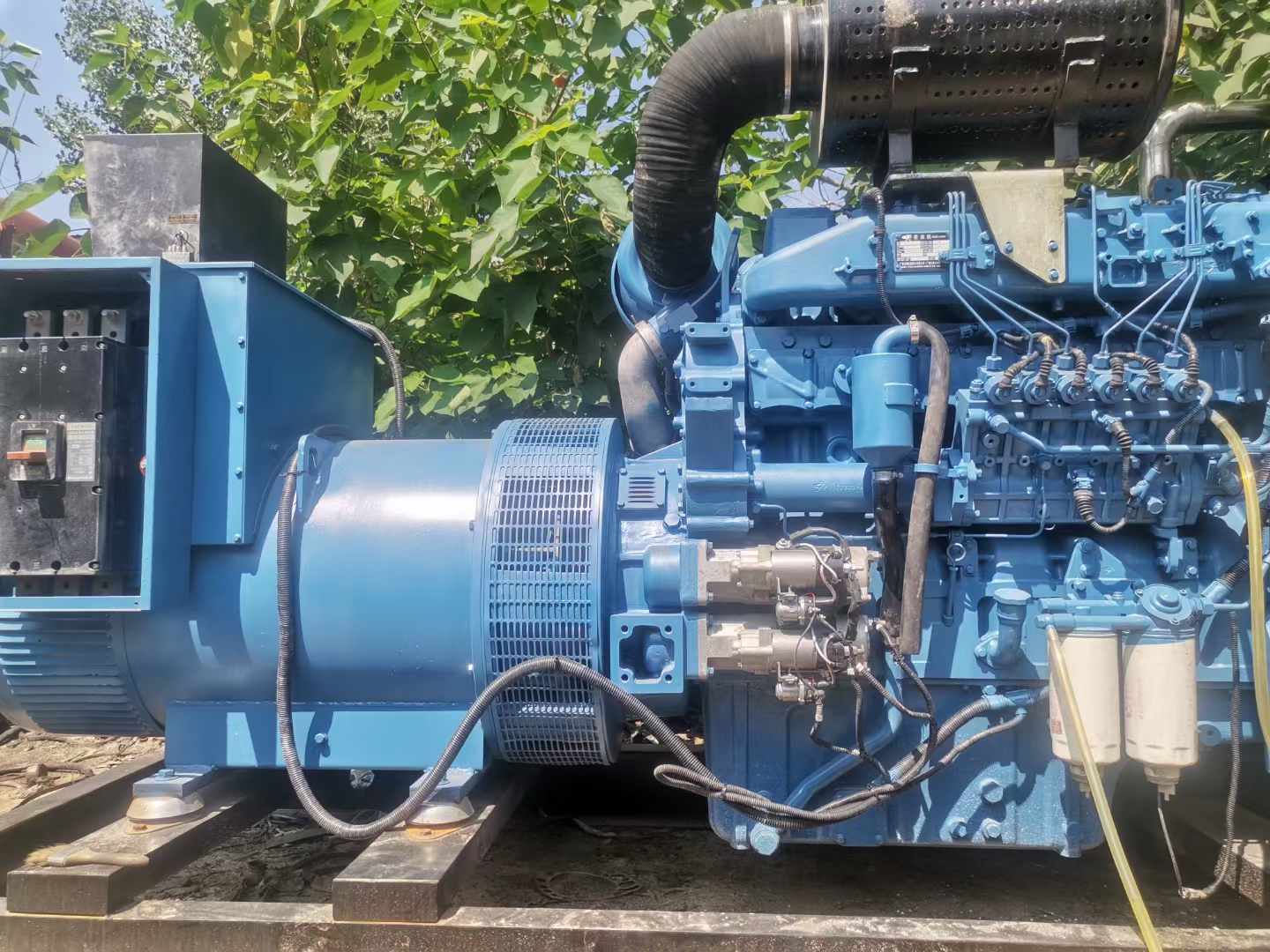 兰西详细说明降低 800kW 柴油发电机输出电流波动的方法