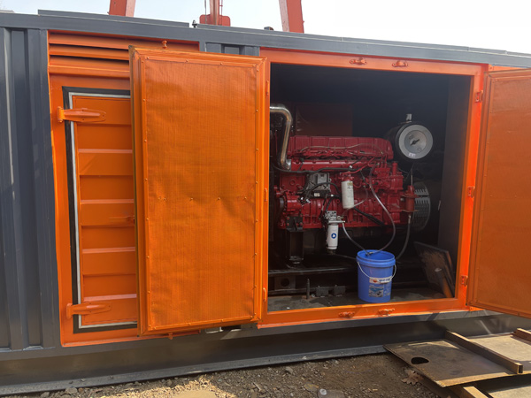 兰西哪些因素会影响 200KW 柴油发电机的燃油消耗率？