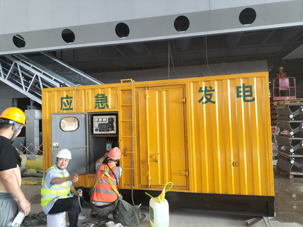 兰西怎样判断空气滤清器是否需要更换？